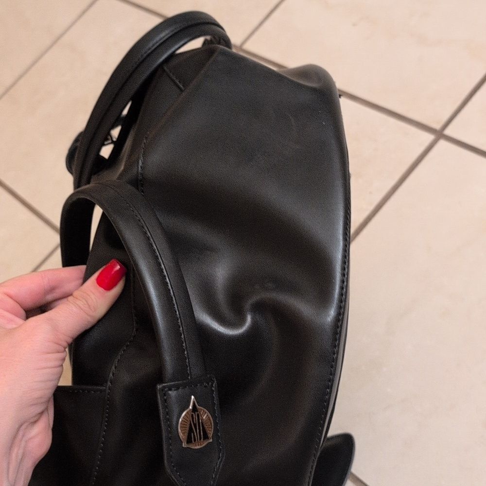 Jeffree Star x Shane Pig Piggy Backpack Black - Picture 7 of 12